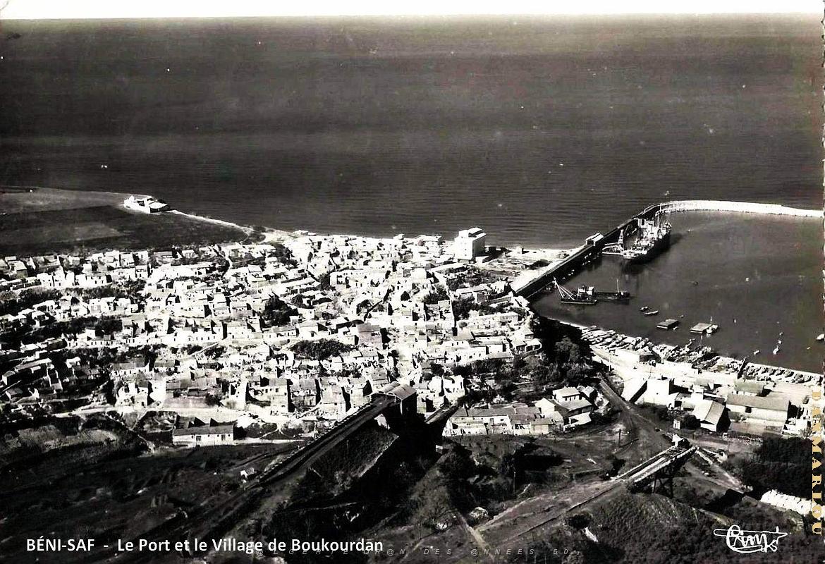 Beni-Saf - Port et le Village de Boukourdan.jpg